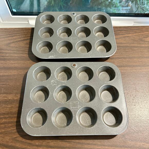 Set of 2 Vintage Mirro Mini Muffin Pans – 12 Cup Aluminum Bakeware - Picture 1 of 14
